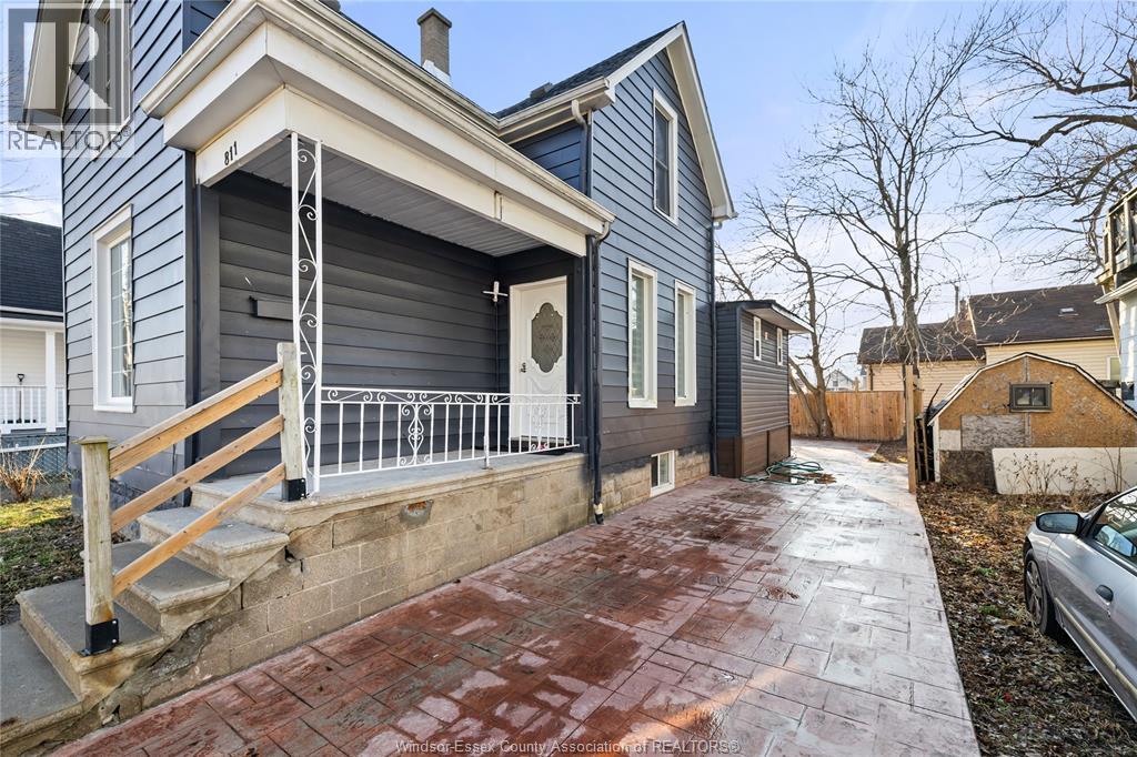 811 Langlois Avenue, Windsor, Ontario  N9A 2G9 - Photo 25 - 26004433