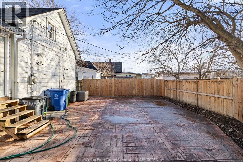 811 Langlois Avenue, Windsor, Ontario  N9A 2G9 - Photo 27 - 26004433