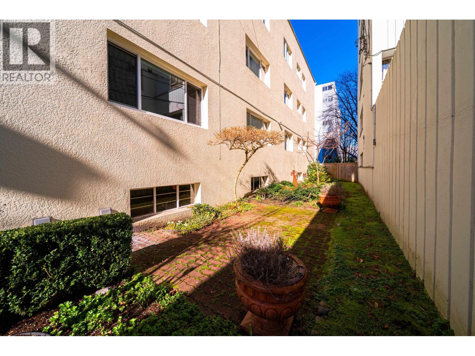 106 1972 Robson Street, Vancouver, British Columbia  V6G 1E8 - Photo 26 - R3095459