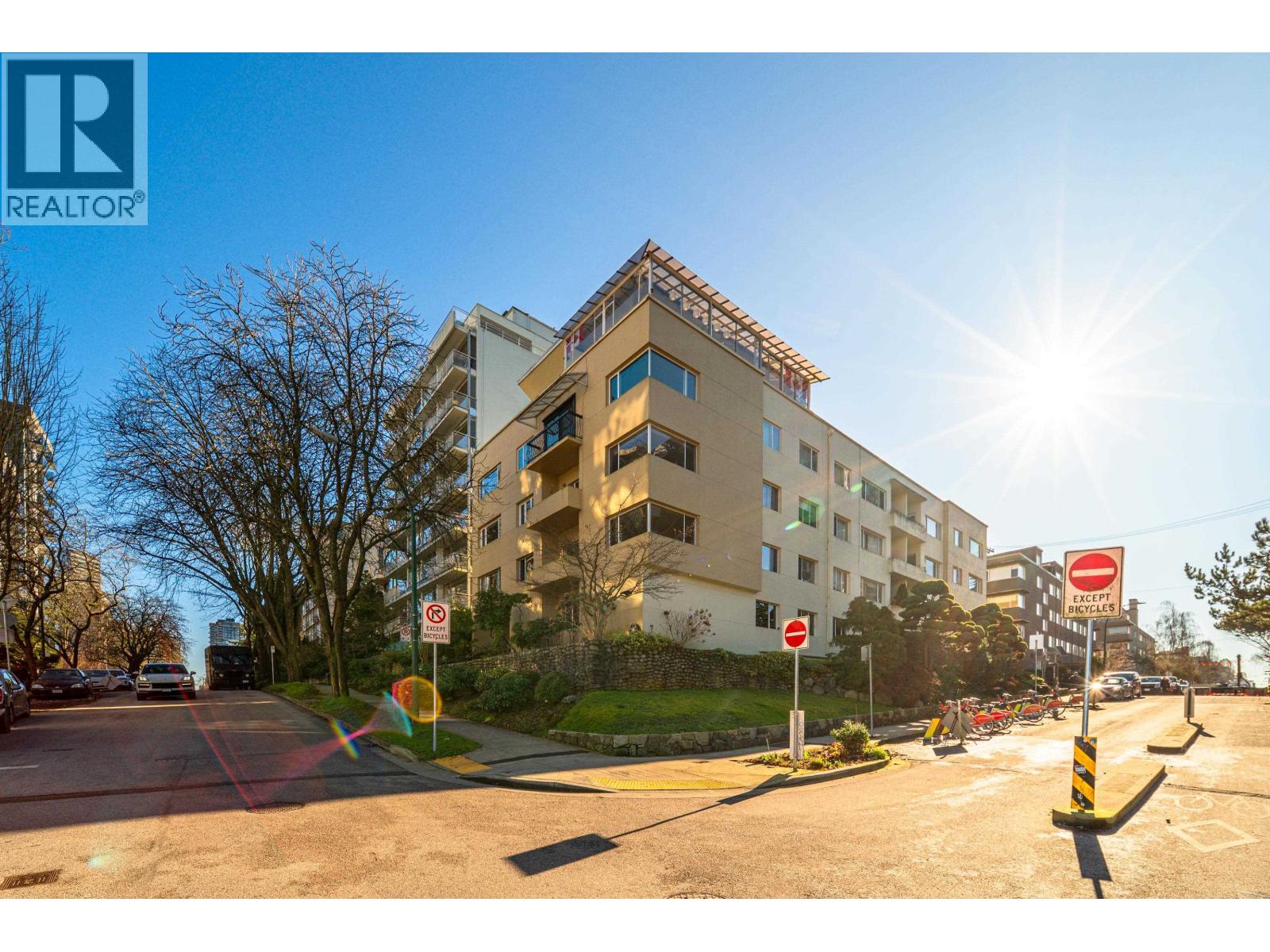 106 1972 Robson Street, Vancouver, British Columbia  V6G 1E8 - Photo 34 - R3095459