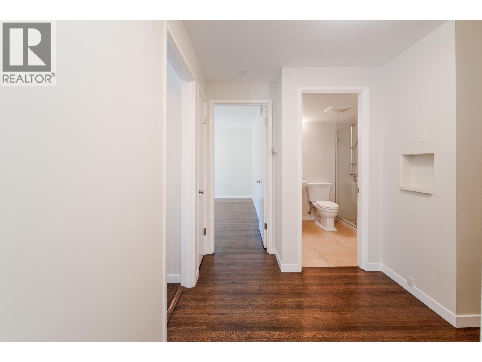 106 1972 Robson Street, Vancouver, British Columbia  V6G 1E8 - Photo 9 - R3095459