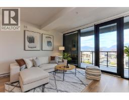 903 239 KEEFER STREET, Vancouver, British Columbia