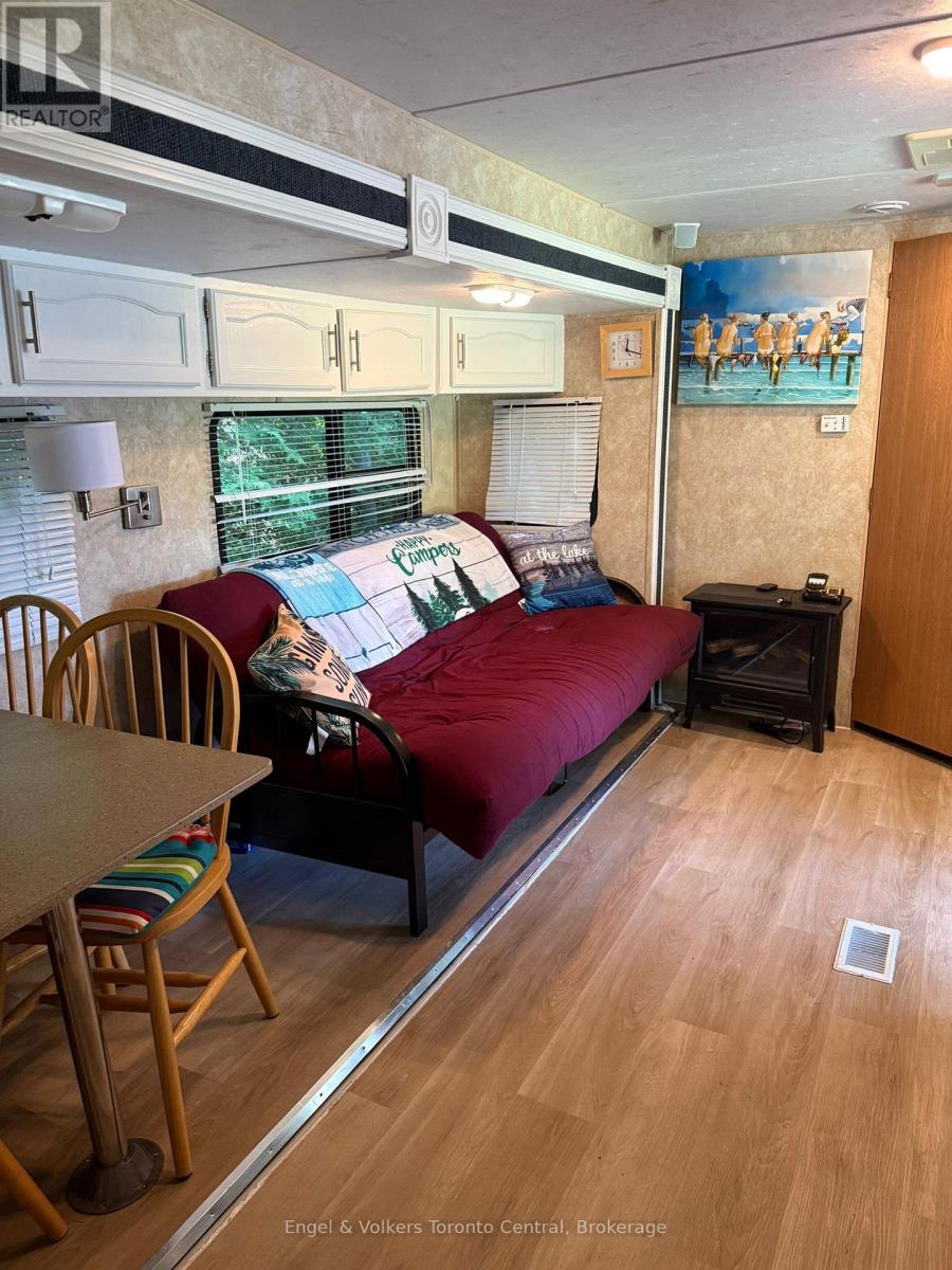 L 9 - 7489 Sideroad 5 E, Wellington North, Ontario N0G 2L0 - Photo 8 - X12831414