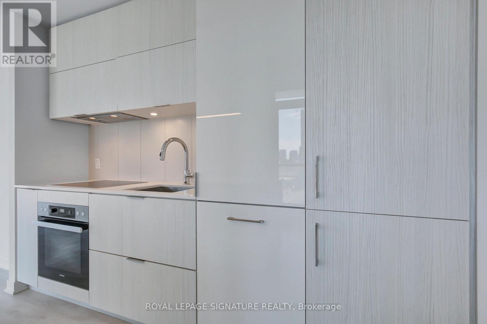 2208 - 20 Richardson Street, Toronto, Ontario  M5A 0S6 - Photo 12 - C12840458