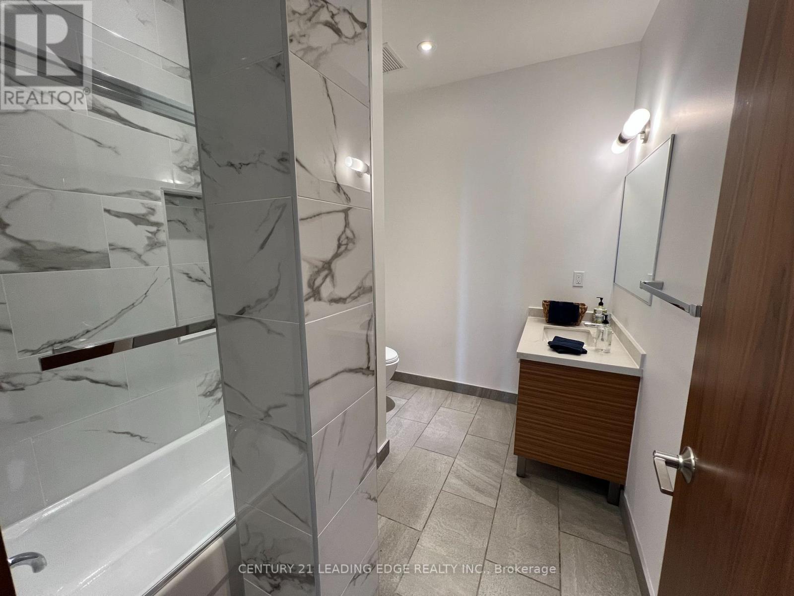 Hc1 - 411 Duplex Avenue, Toronto, Ontario  M4R 1V2 - Photo 13 - C12840484