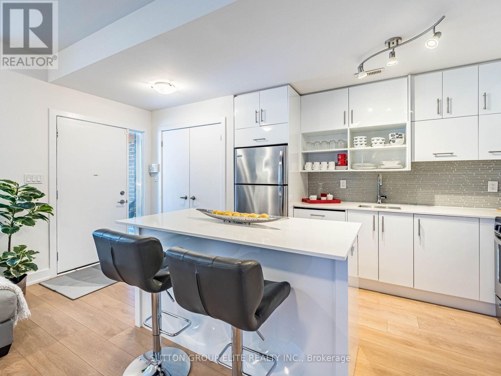 106 - 128 Fairview Mall Drive, Toronto, Ontario  M2J 0E8 - Photo 9 - C12840506