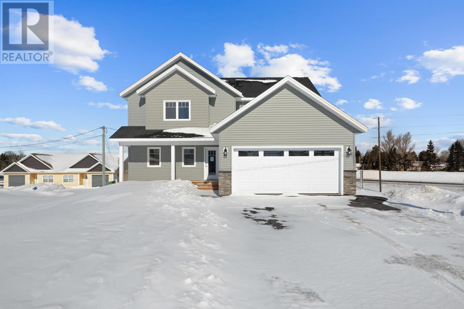 137 Oak Drive, Charlottetown, Prince Edward Island  C1A 6T4 - Photo 1 - 202602429