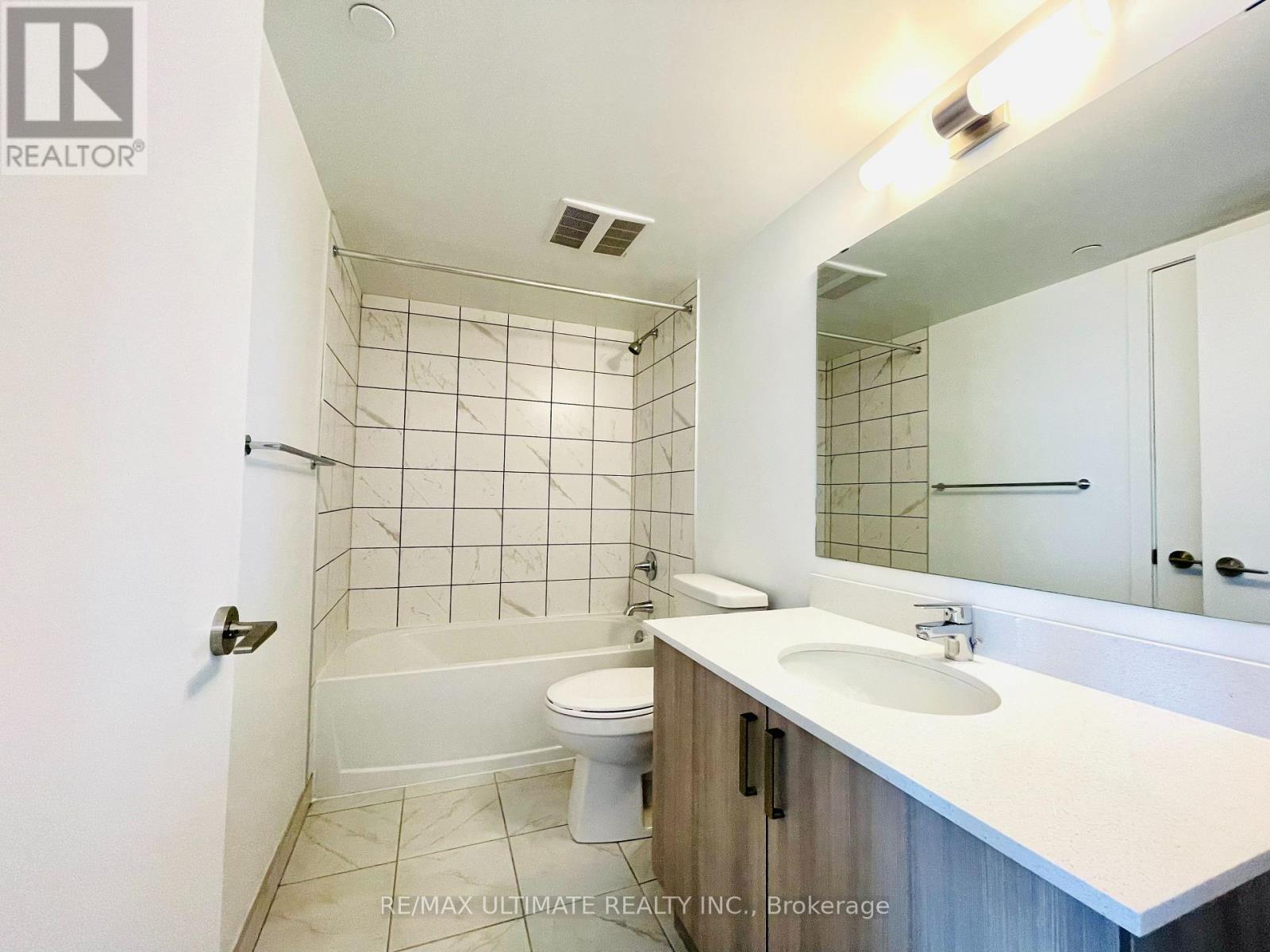 1401 - 1010 Sandy Beach Road, Pickering, Ontario  L1W 3V9 - Photo 8 - E12840480