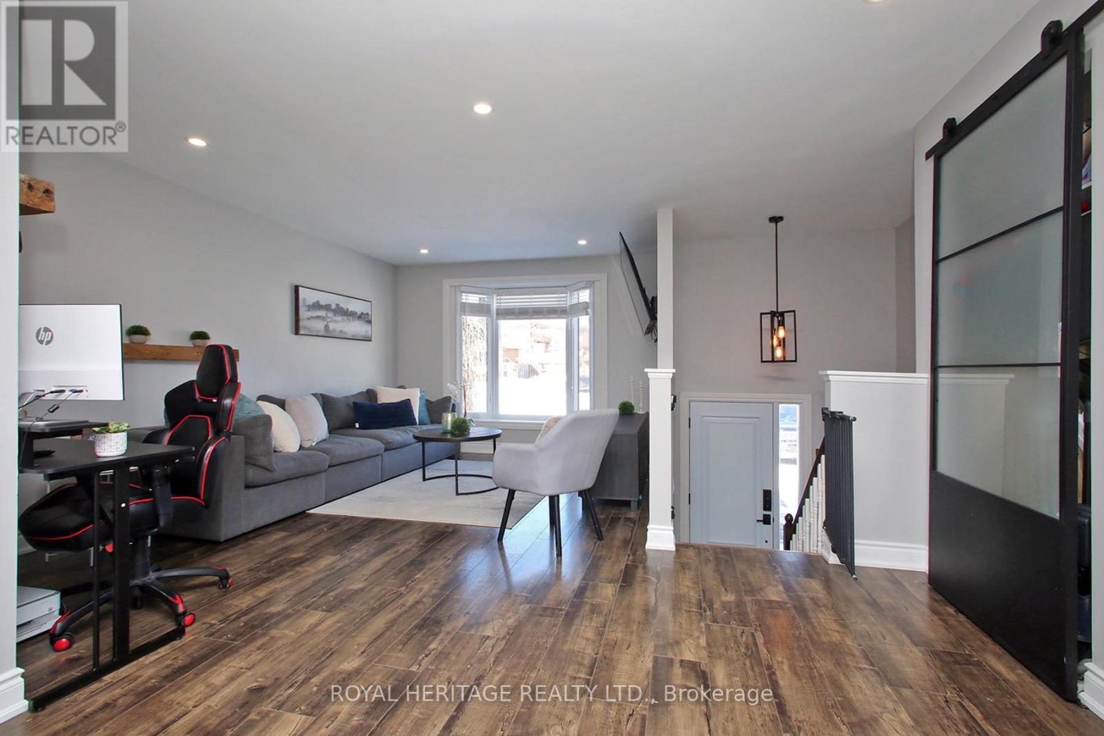 641 Deauville Court, Oshawa, Ontario  L1K 1R1 - Photo 4 - E12840518