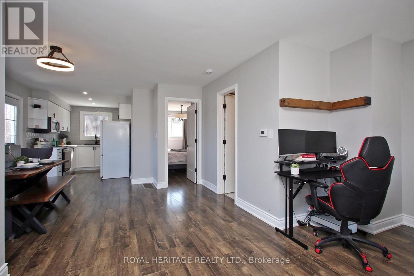 641 Deauville Court, Oshawa, Ontario  L1K 1R1 - Photo 6 - E12840518