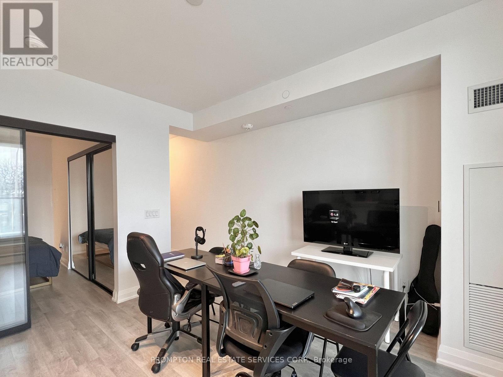 205 - 2369 Danforth Avenue, Toronto, Ontario  M4C 0B1 - Photo 5 - E12840548