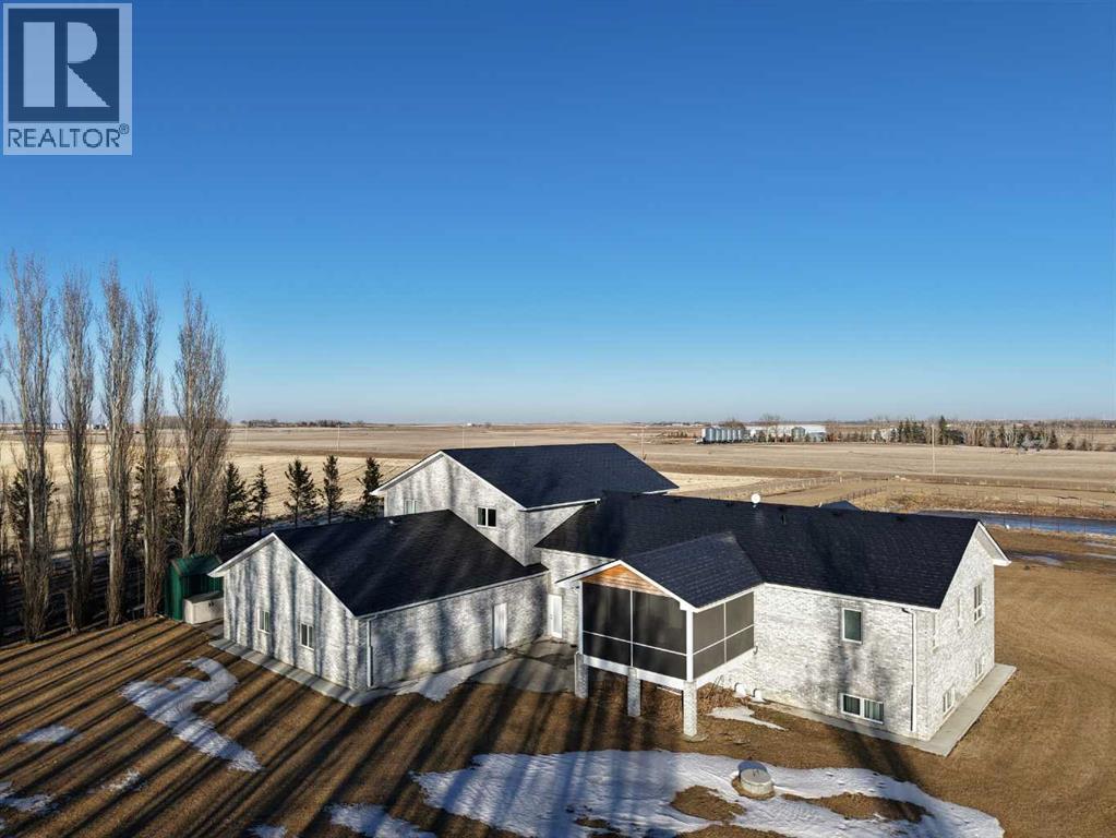 102082 Rge Rd 123, Rural Forty Mile No. 8, Alberta  T0K 0J0 - Photo 4 - A2289370