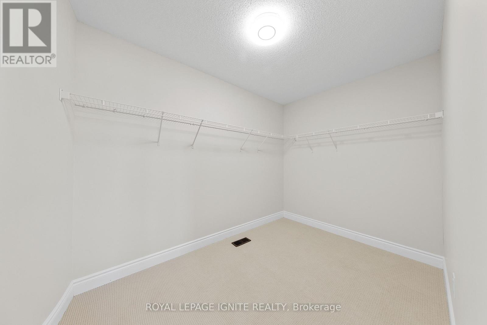 134 Gardiner Drive, Bradford West Gwillimbury (Bradford), Ontario  L3Z 0J6 - Photo 24 - N12840564