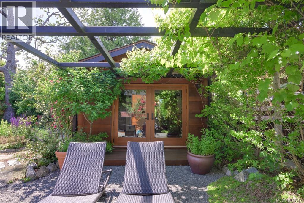 626 Monterey Ave, Oak Bay, British Columbia  V8S 4T9 - Photo 62 - 1024342