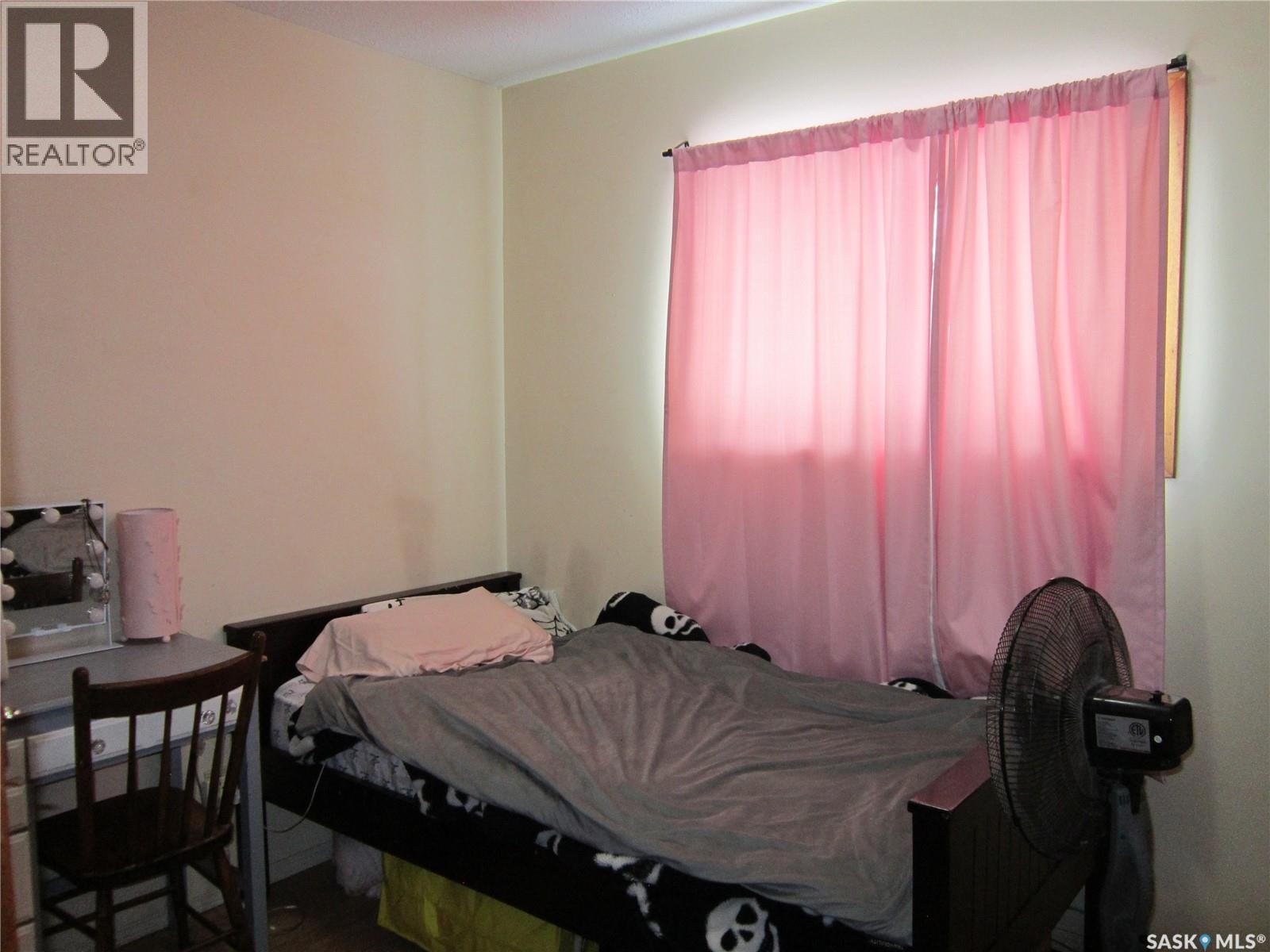 552 6th Street E, Prince Albert, Saskatchewan  S6V 0N4 - Photo 14 - SK029534