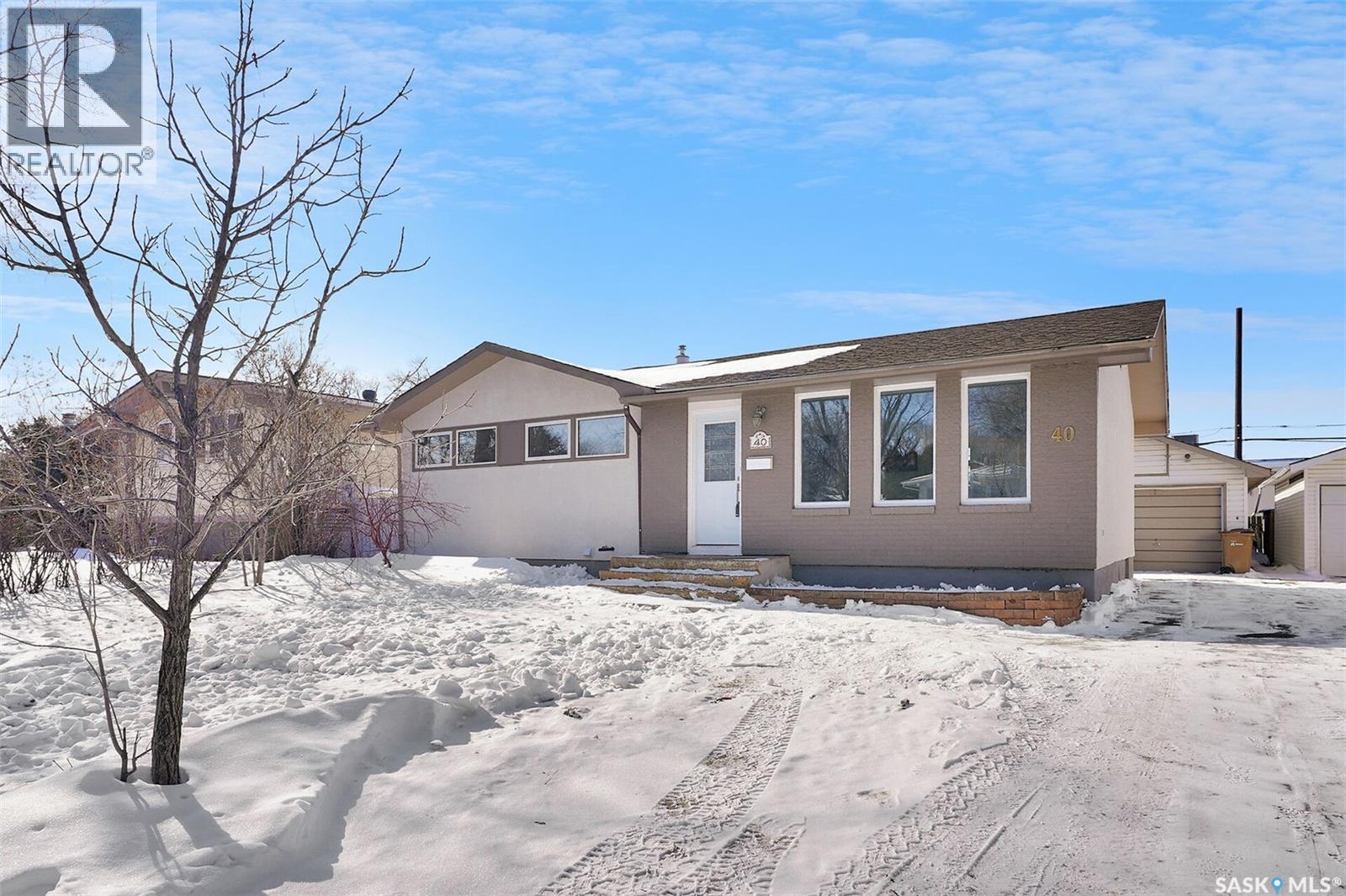 40 Richardson Crescent, Regina, Saskatchewan  S4S 4J3 - Photo 4 - SK029466