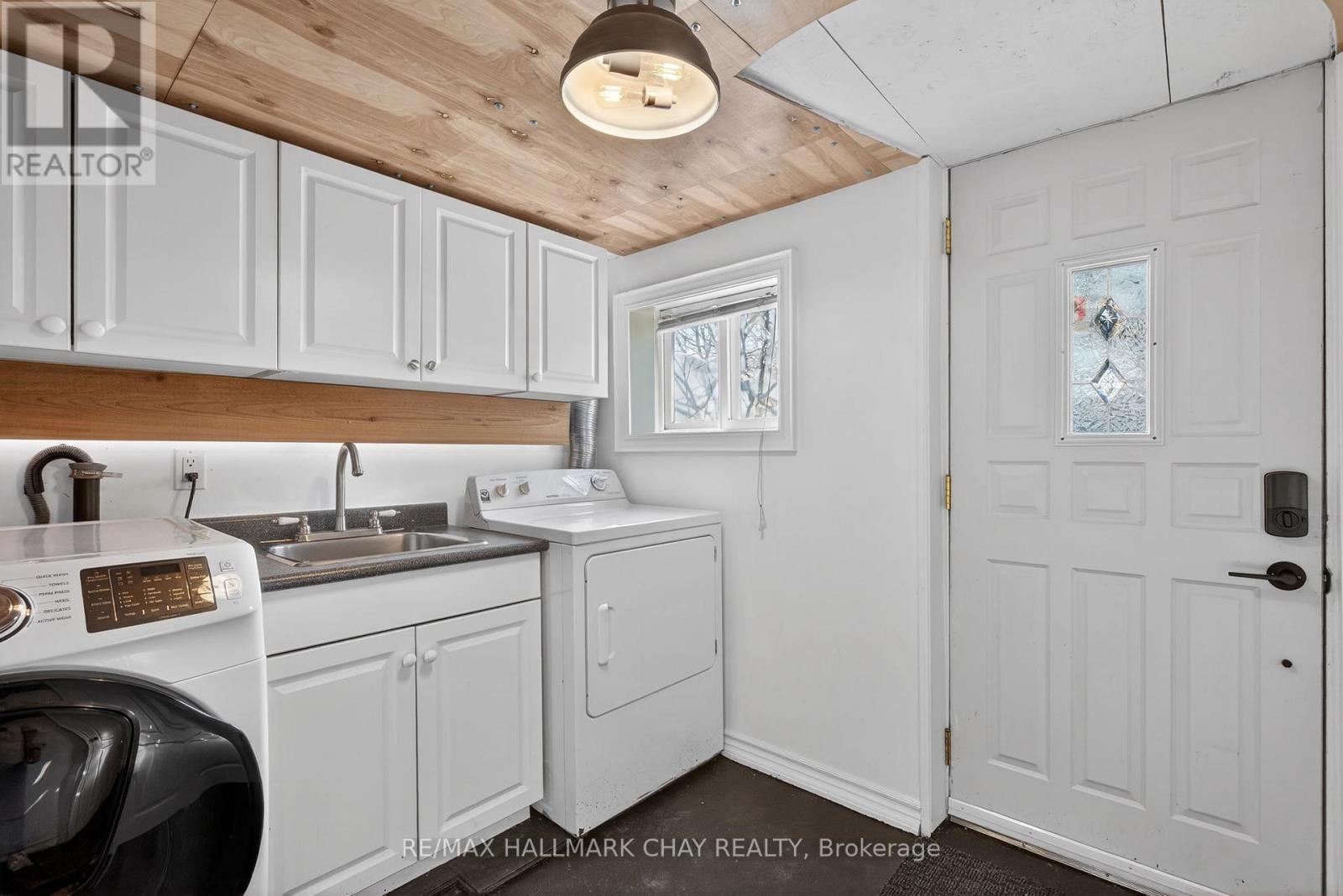 Lower - 45 Caledonia Road, Toronto, Ontario  M6E 4S3 - Photo 3 - W12840466