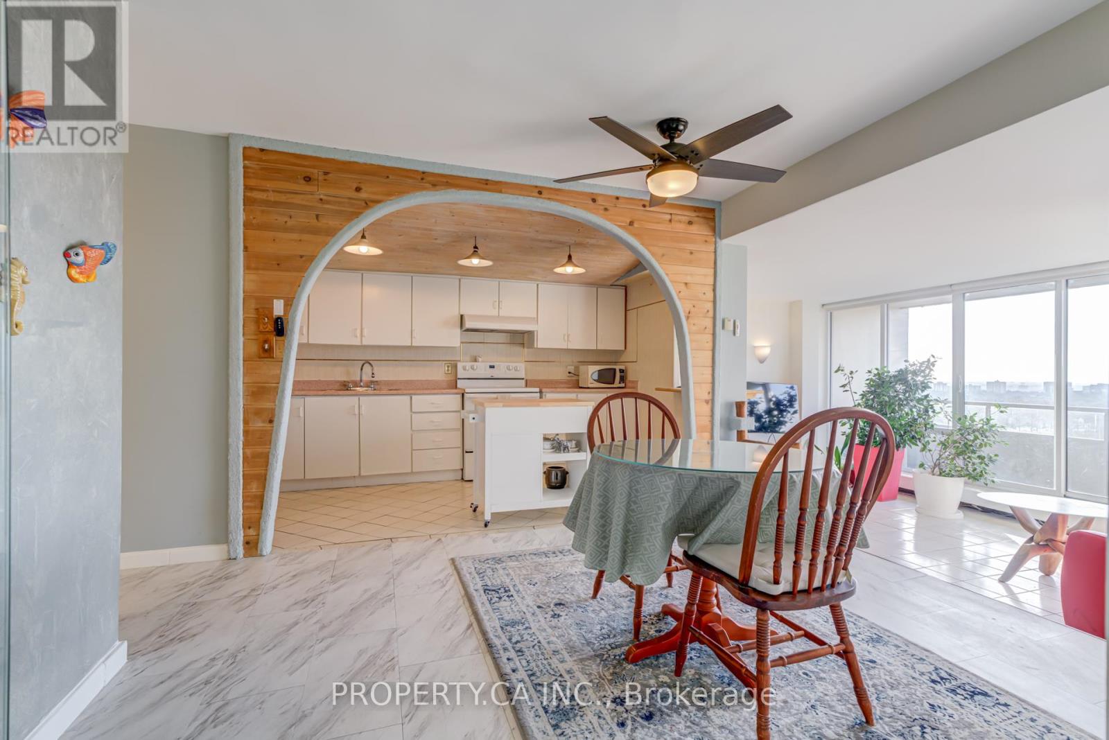 1113 - 9 Four Winds Drive, Toronto, Ontario  M3J 2S8 - Photo 4 - W12840486