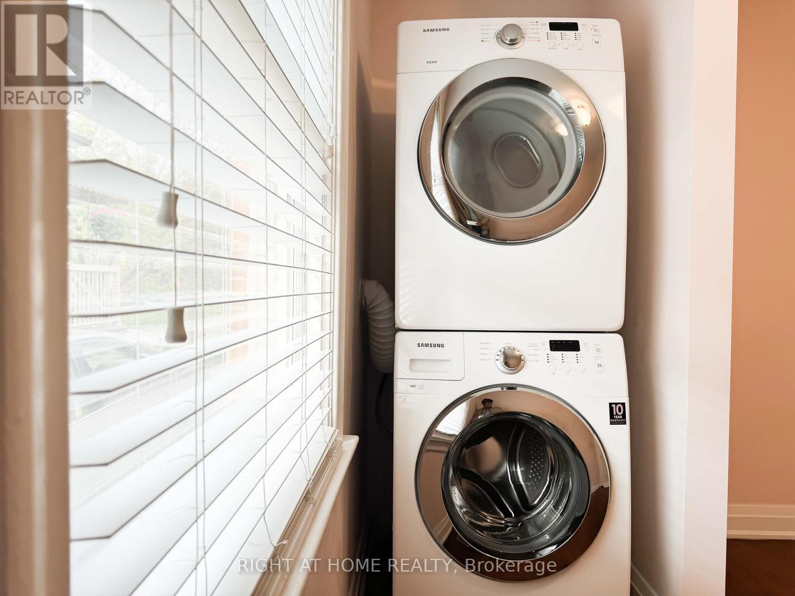 30 Northampton Drive, Toronto, Ontario  M9B 4S6 - Photo 8 - W12840526