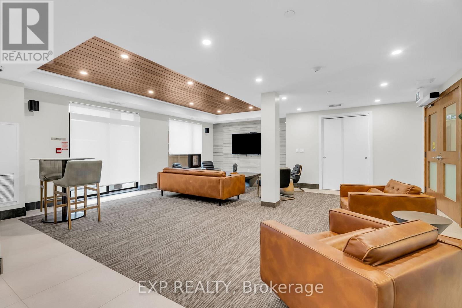 302 - 340 Plains Road E, Burlington (Lasalle), Ontario  L7T 0C2 - Photo 28 - W12840570