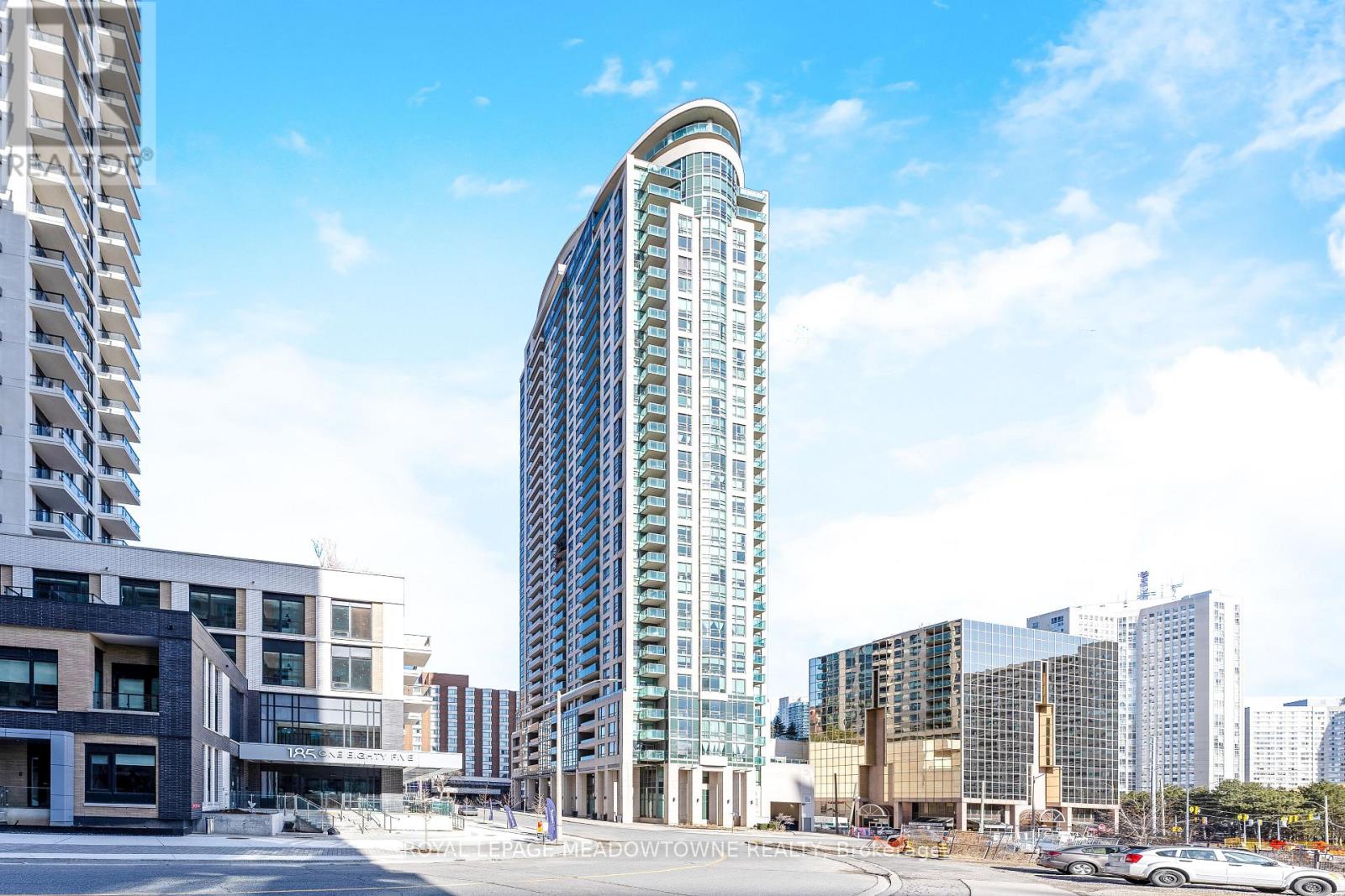 3303 - 208 ENFIELD PLACE, Mississauga, Ontario