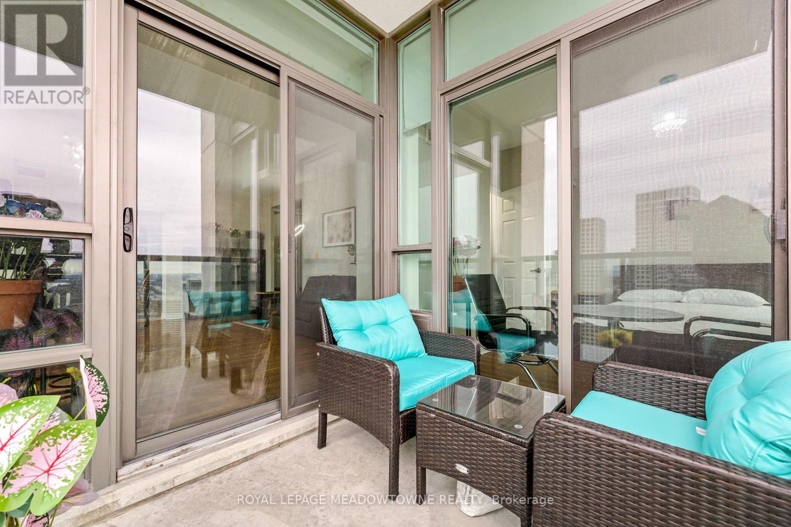 3303 - 208 Enfield Place, Mississauga, Ontario  L5B 0G8 - Photo 21 - W12840574