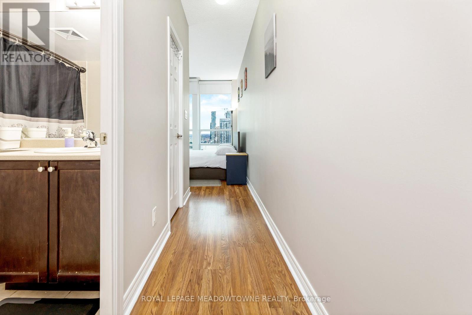 3303 - 208 Enfield Place, Mississauga, Ontario  L5B 0G8 - Photo 25 - W12840574