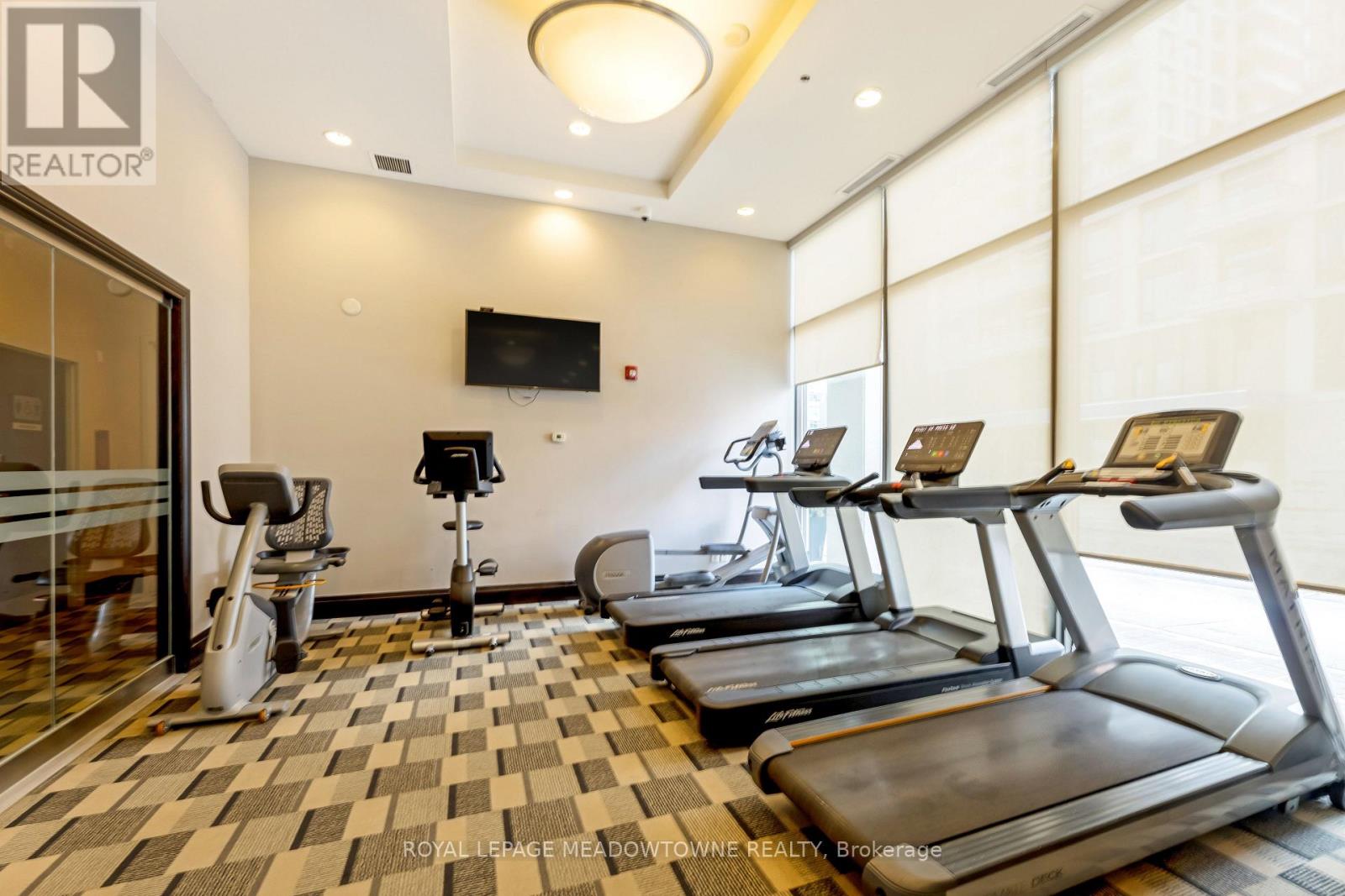 3303 - 208 Enfield Place, Mississauga, Ontario  L5B 0G8 - Photo 38 - W12840574