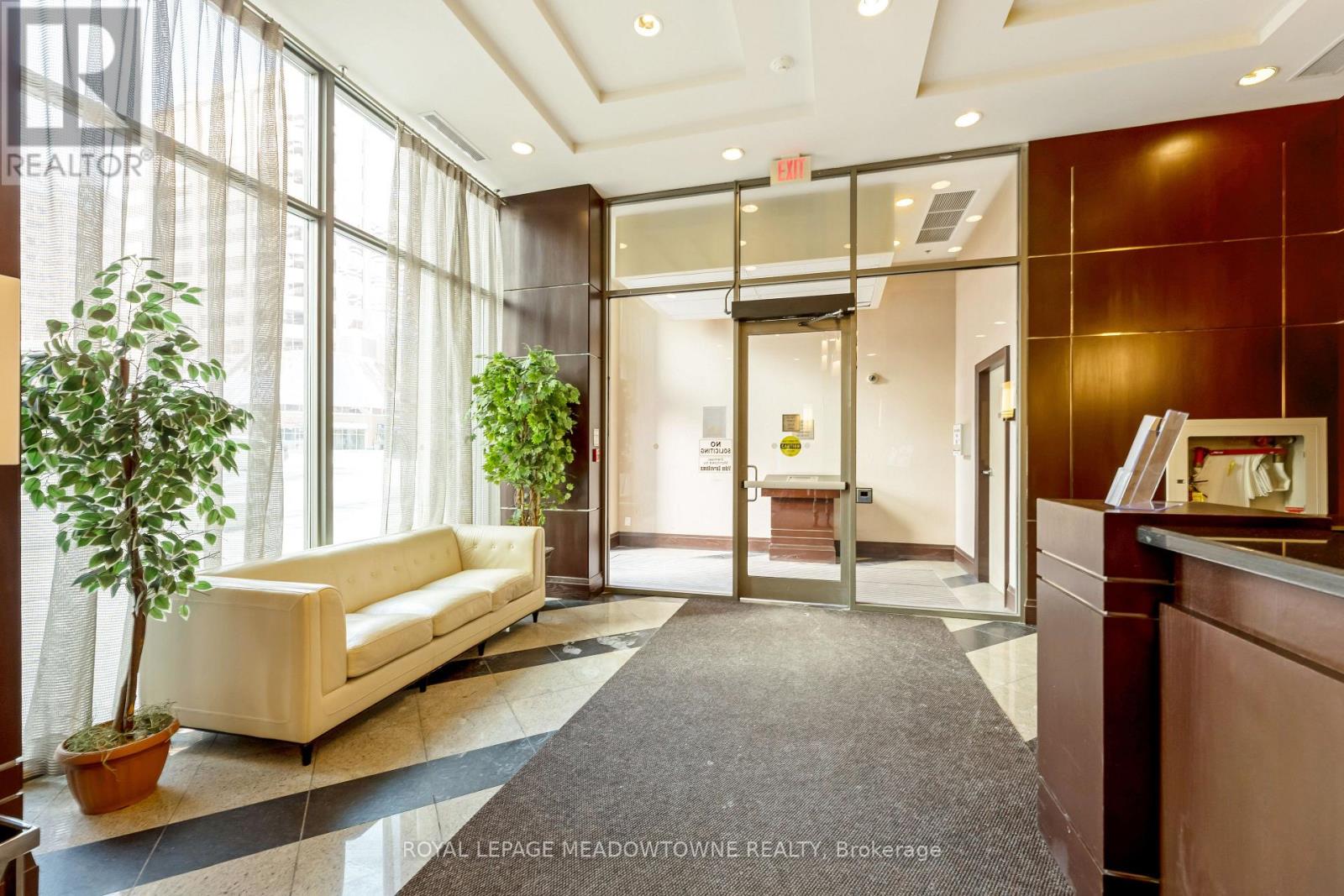 3303 - 208 Enfield Place, Mississauga, Ontario  L5B 0G8 - Photo 44 - W12840574