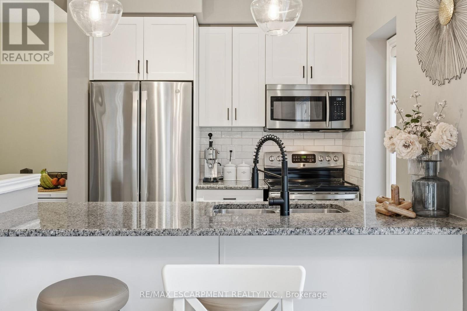 80 - 1401 Plains Road E, Burlington, Ontario  L7R 0C2 - Photo 20 - W12840576