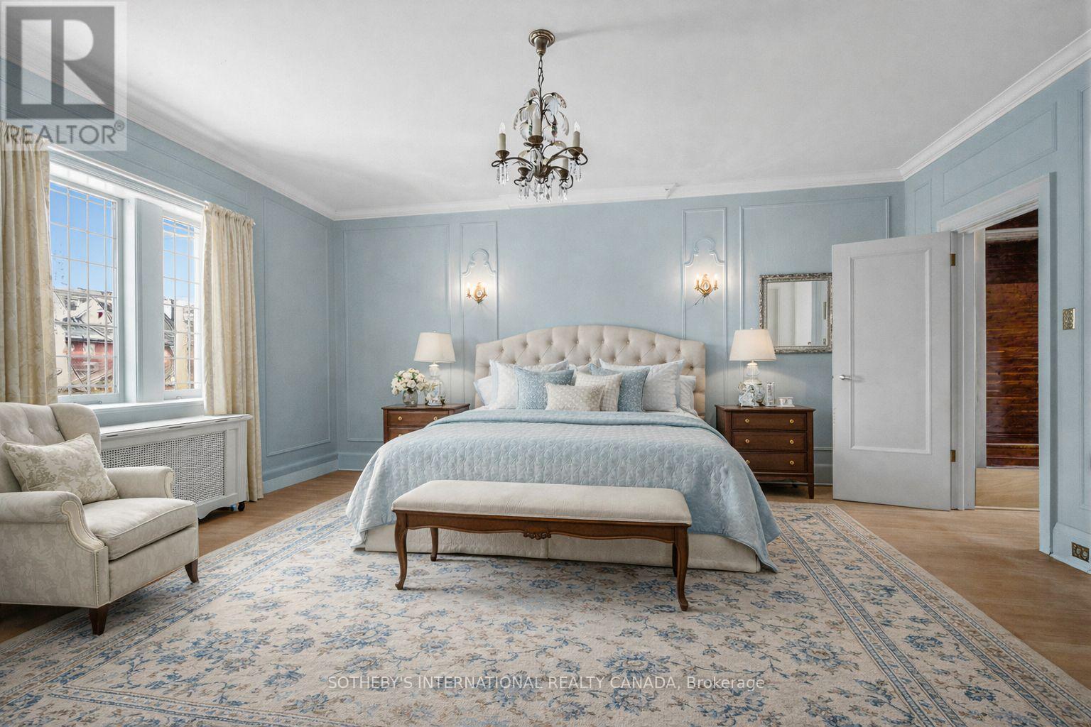 10 Gardiner Road, Toronto, Ontario  M5P 3B3 - Photo 16 - C12827556