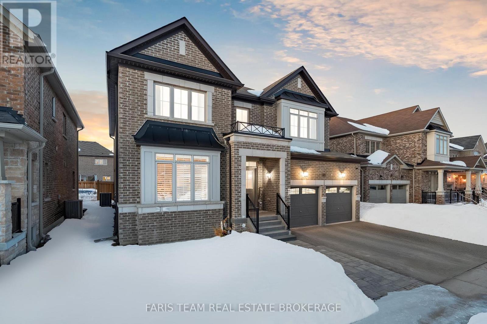 944 Larter Street, Innisfil, Ontario  L9S 0N4 - Photo 2 - N12834682