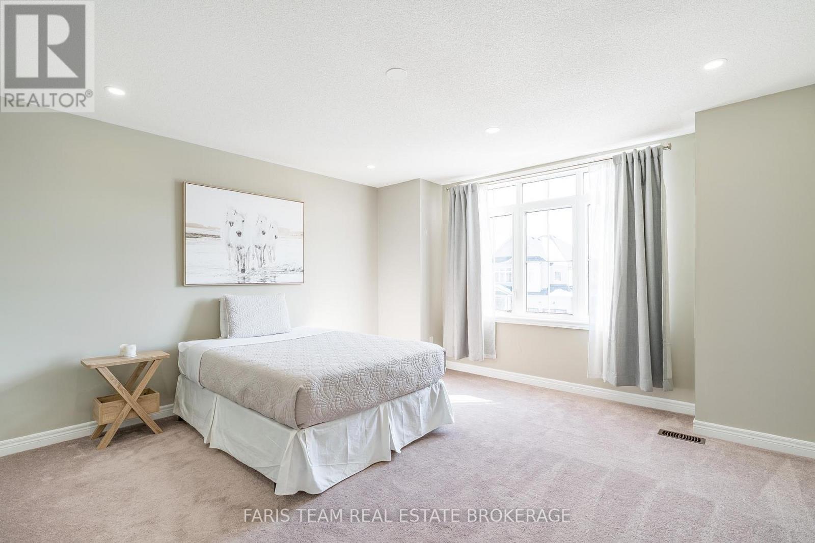 944 Larter Street, Innisfil, Ontario  L9S 0N4 - Photo 31 - N12834682