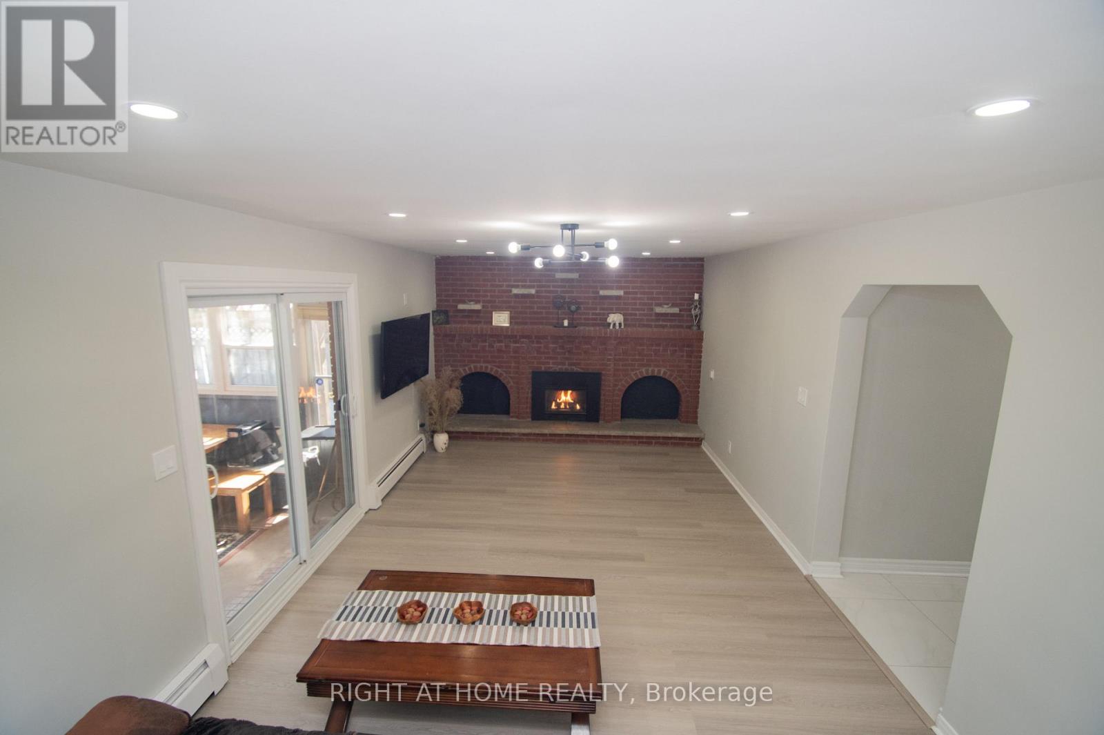 6807 Corwin Crescent, Niagara Falls, Ontario  L2G 2M8 - Photo 14 - X12840354