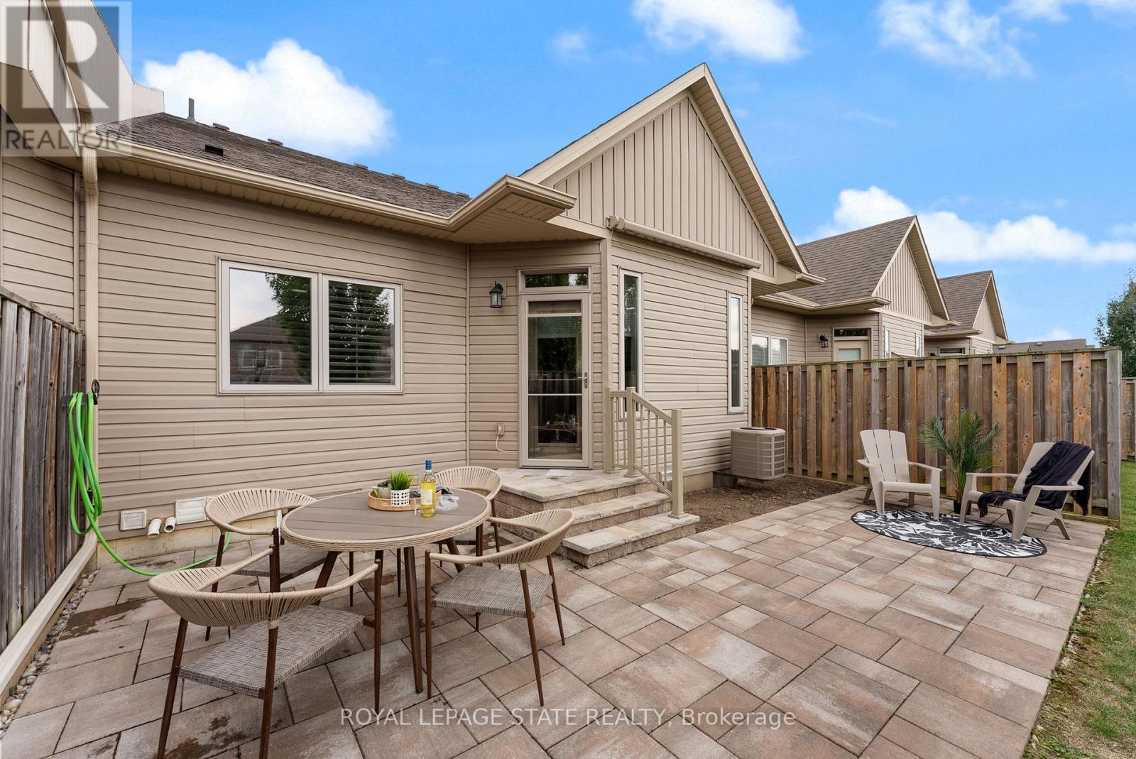 21 Finton Lane, Hamilton, Ontario  L0R 1C0 - Photo 27 - X12840464