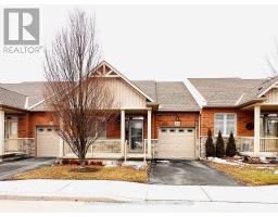 21 FINTON LANE, Hamilton, Ontario