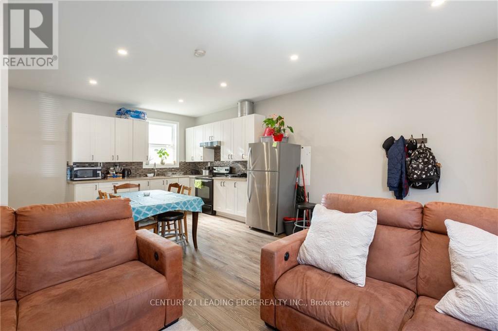 A - 382 Cannon Street E, Hamilton, Ontario  L8L 2C4 - Photo 4 - X12840490