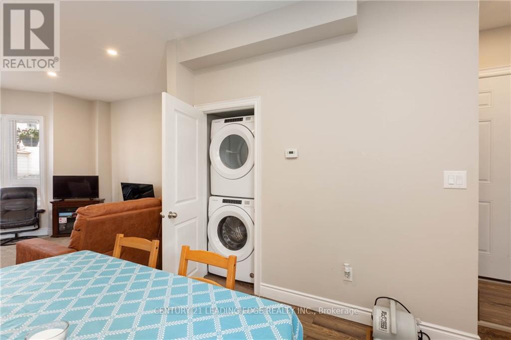 A - 382 Cannon Street E, Hamilton, Ontario  L8L 2C4 - Photo 6 - X12840490