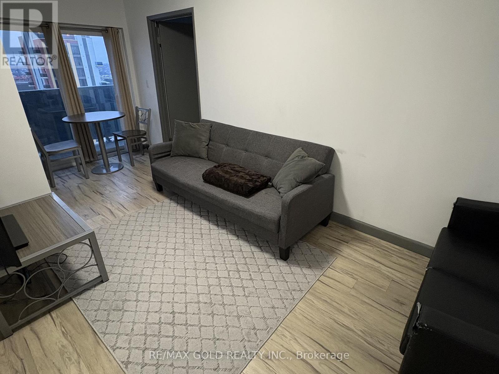 2122 - 258b Sunview Street, Waterloo, Ontario  N2L 0H7 - Photo 6 - X12840492