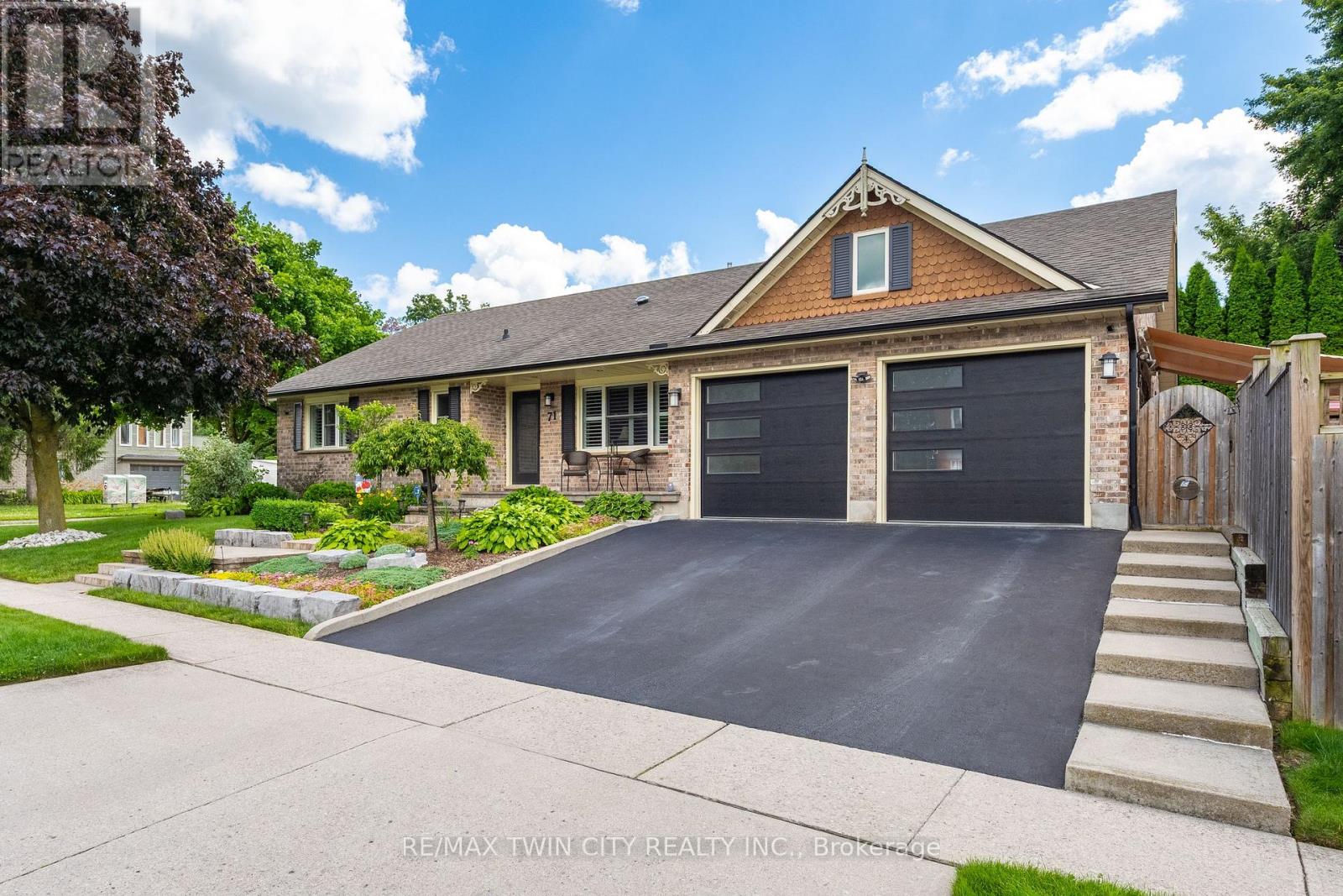 71 SANTA MARIA DRIVE, Cambridge, Ontario