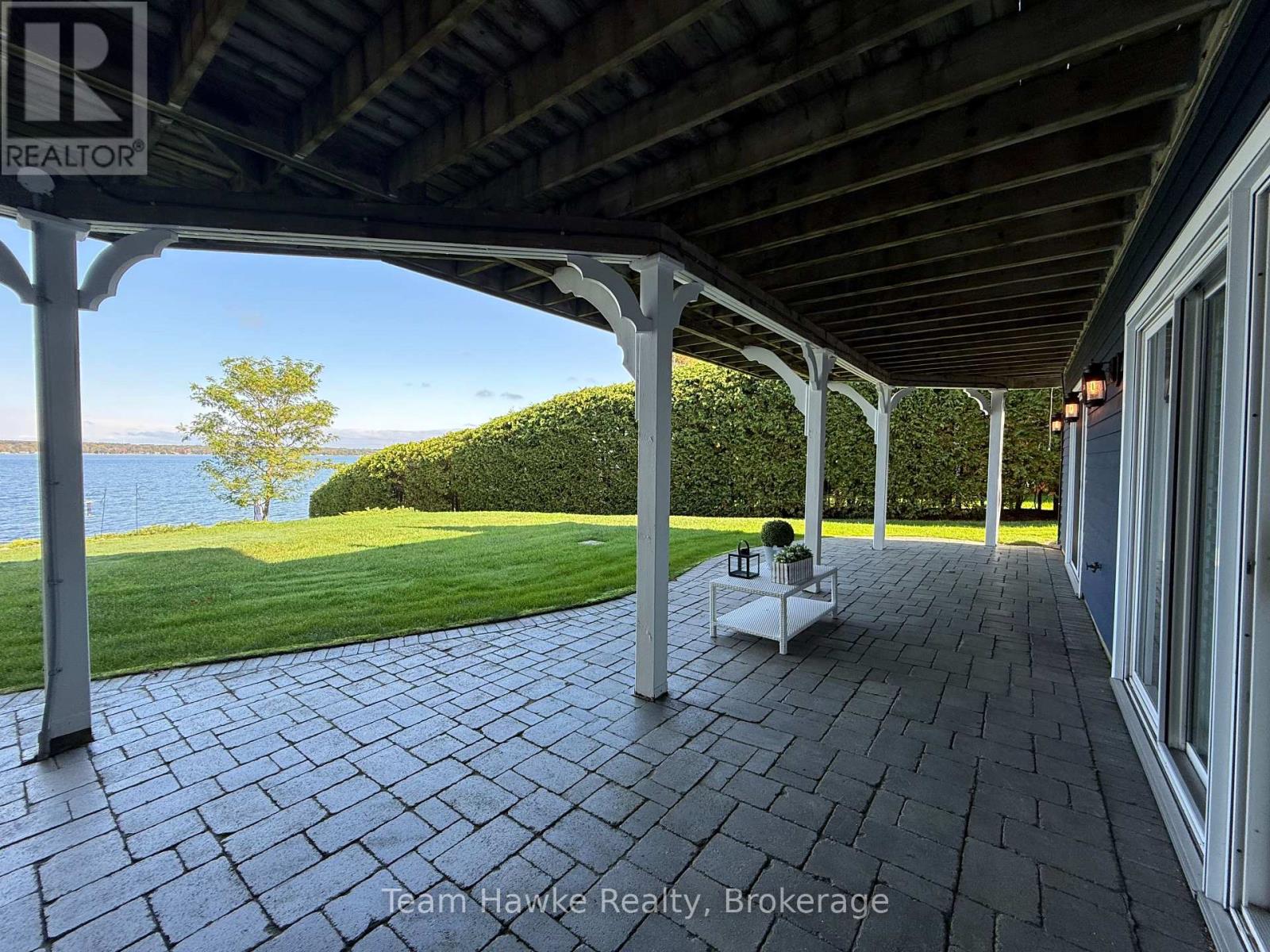 192 Gilwood Park Drive, Penetanguishene, Ontario  L9M 1Z6 - Photo 2 - S12840720