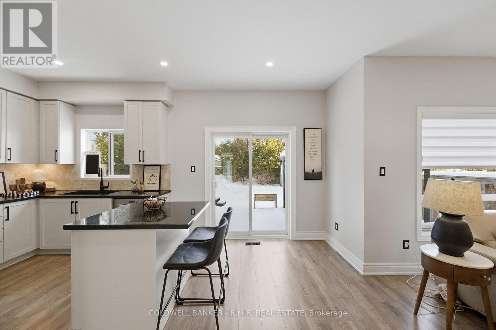 82 Vipond Road, Whitby, Ontario L1M 2P2 - Photo 5 - E12840806