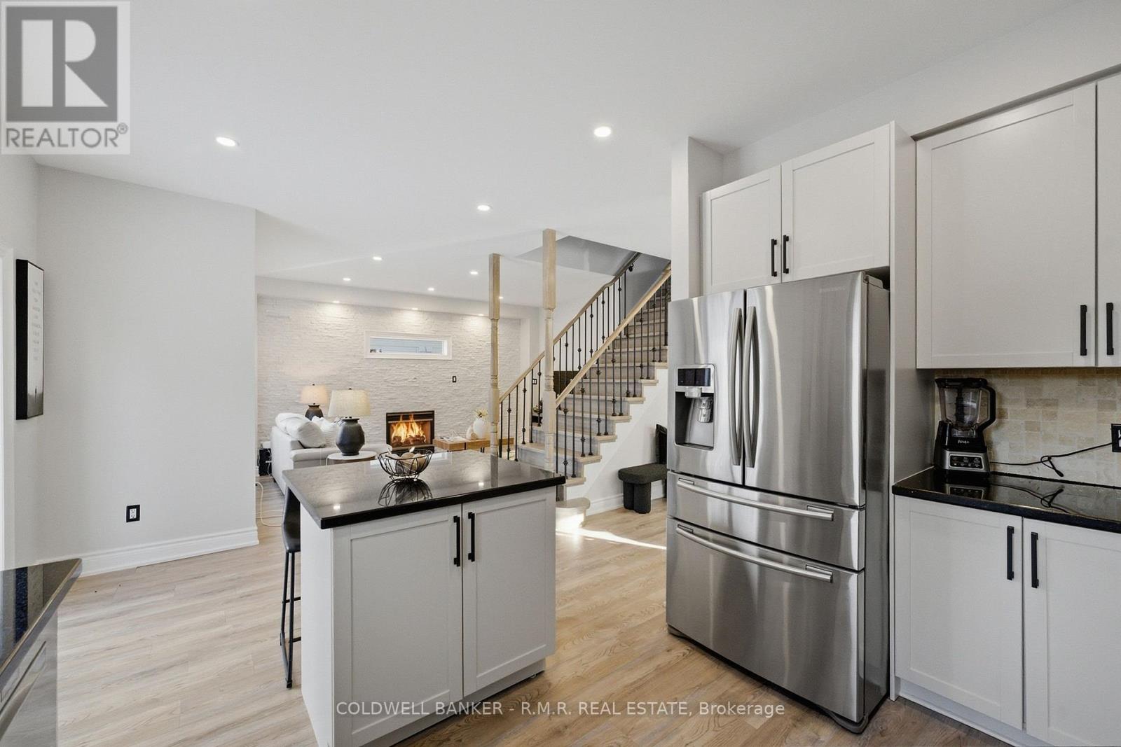 82 Vipond Road, Whitby, Ontario L1M 2P2 - Photo 8 - E12840806