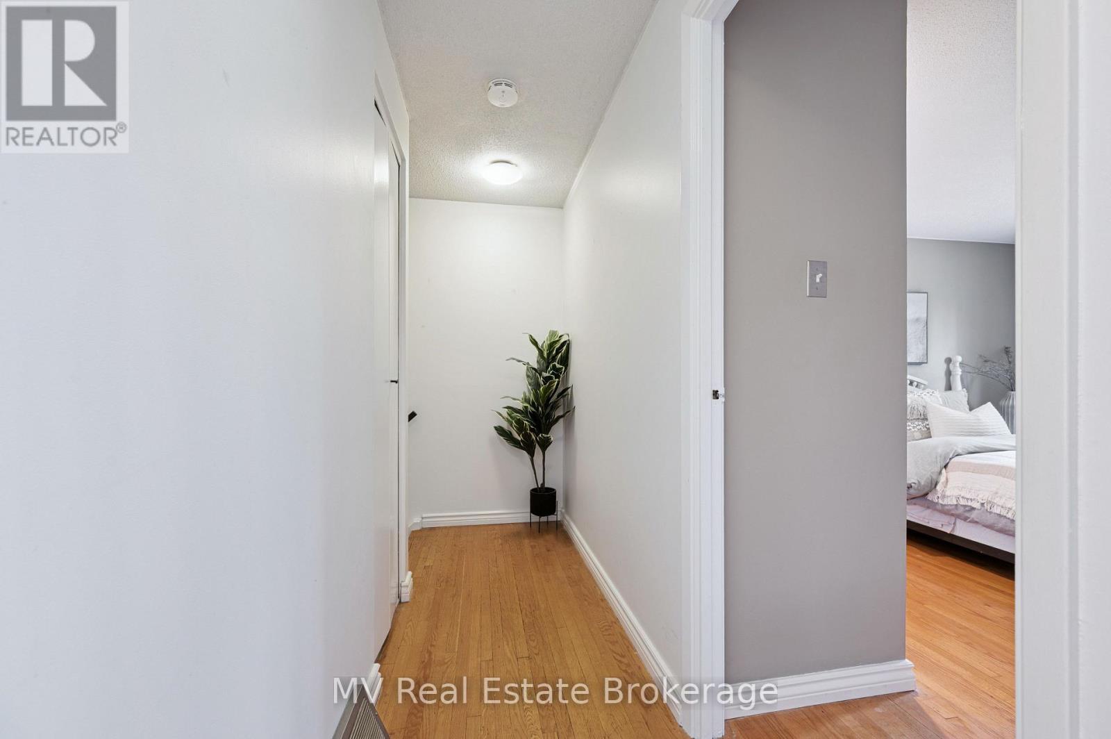 434b Dunvegan Drive, Waterloo, Ontario  N2K 2C7 - Photo 22 - X12840628