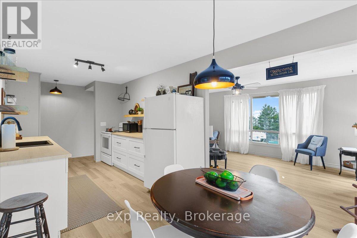 126 Old Mill Road, Georgian Bluffs, Ontario  N0H 2T0 - Photo 16 - X12840680