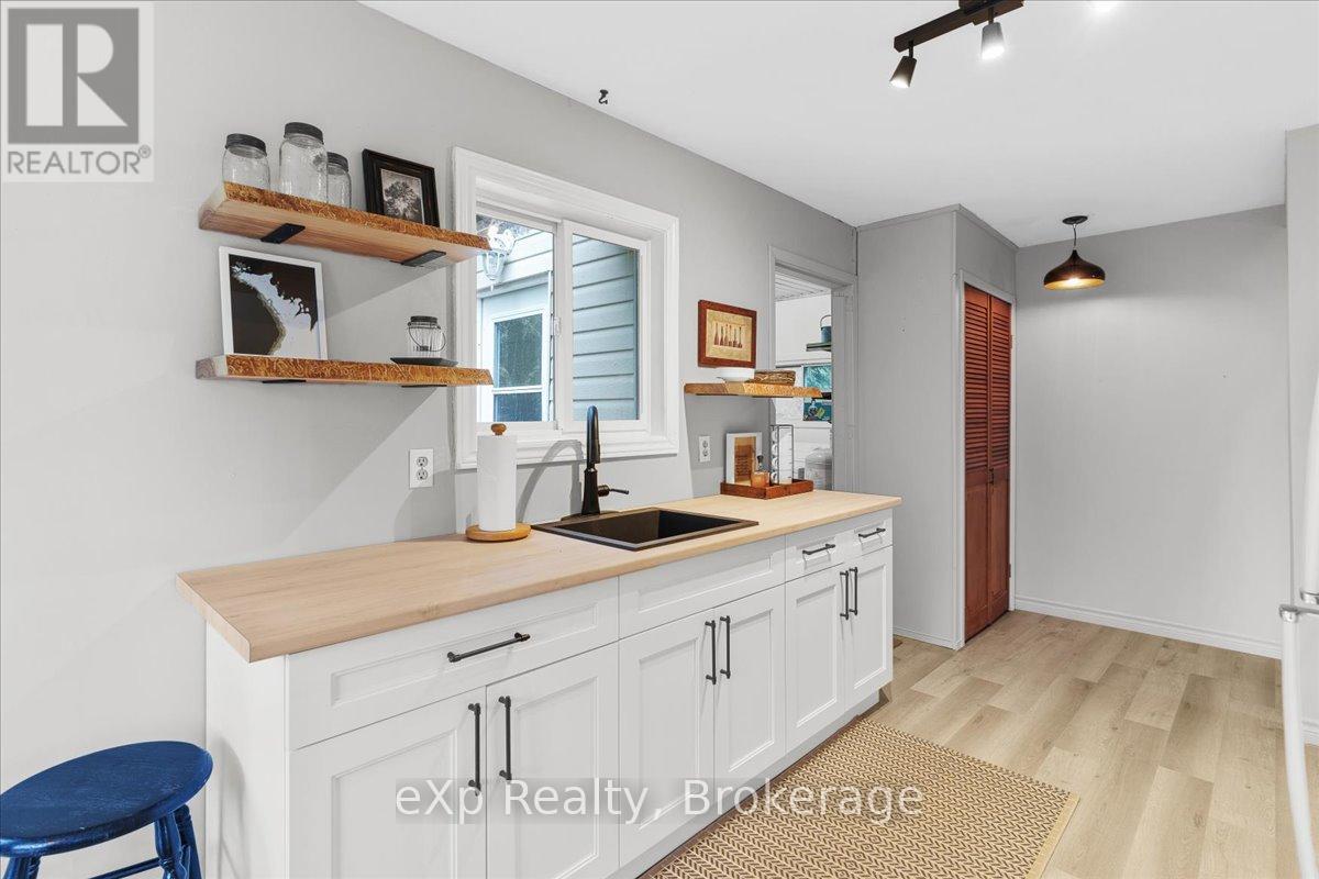 126 Old Mill Road, Georgian Bluffs, Ontario  N0H 2T0 - Photo 18 - X12840680