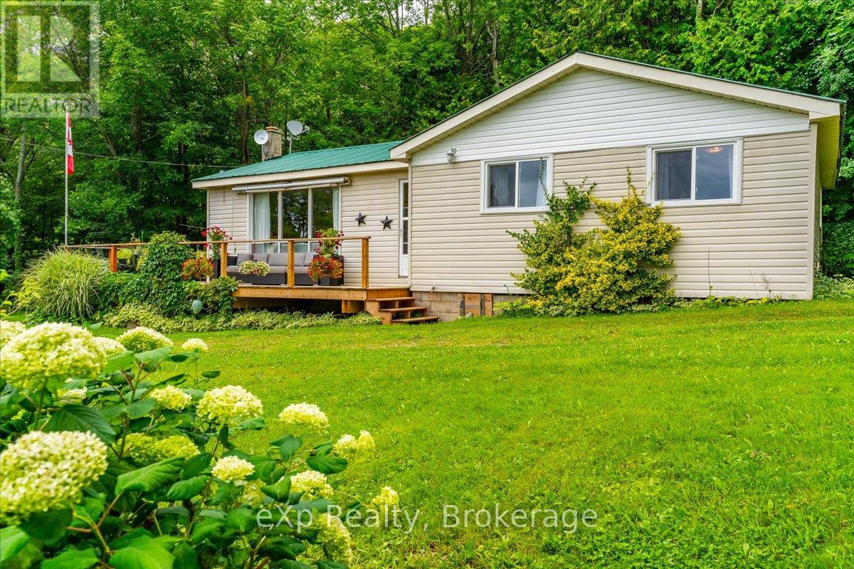 126 Old Mill Road, Georgian Bluffs, Ontario  N0H 2T0 - Photo 2 - X12840680