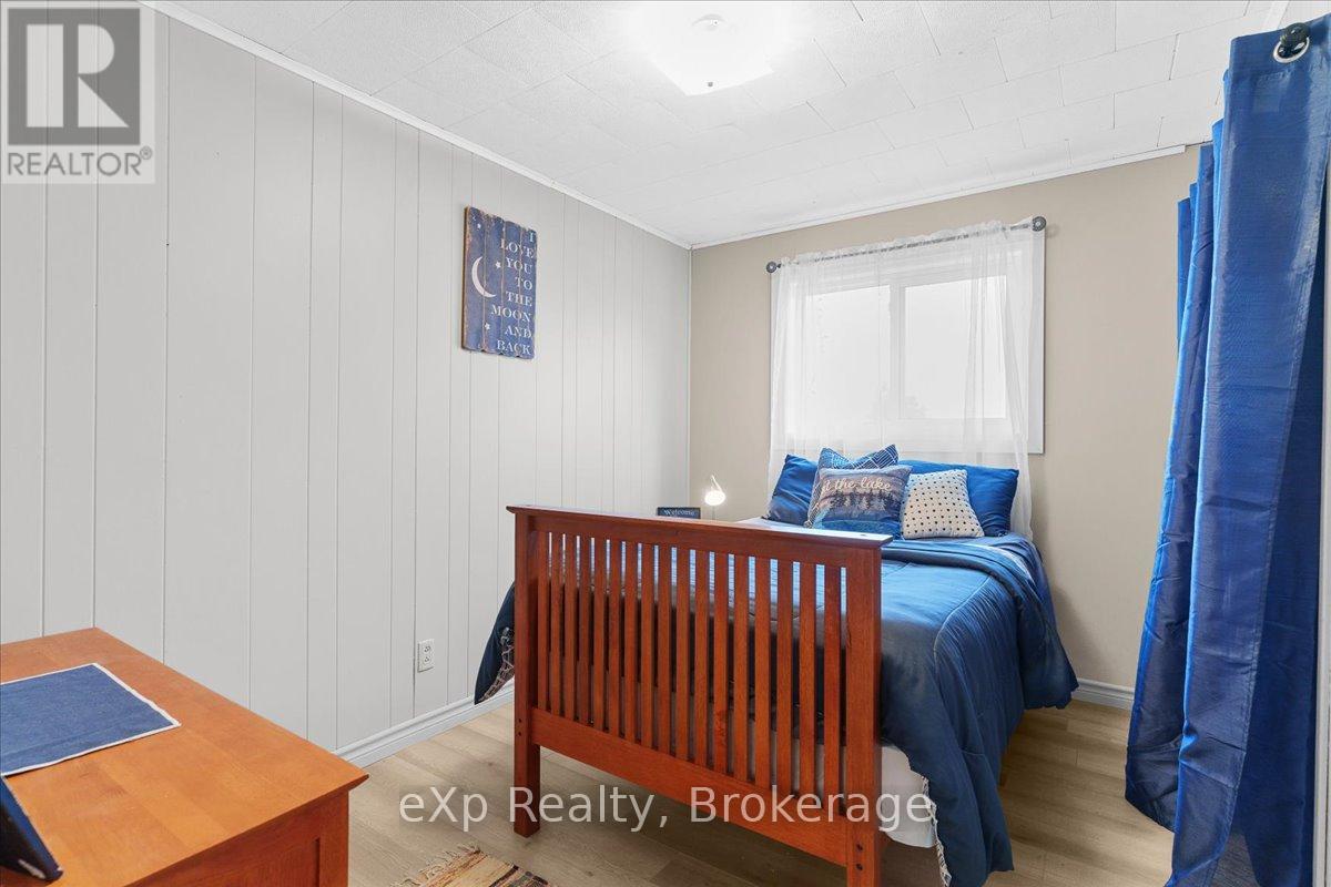 126 Old Mill Road, Georgian Bluffs, Ontario  N0H 2T0 - Photo 24 - X12840680