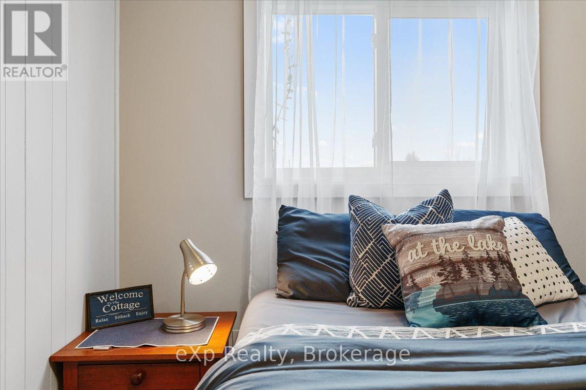 126 Old Mill Road, Georgian Bluffs, Ontario  N0H 2T0 - Photo 25 - X12840680