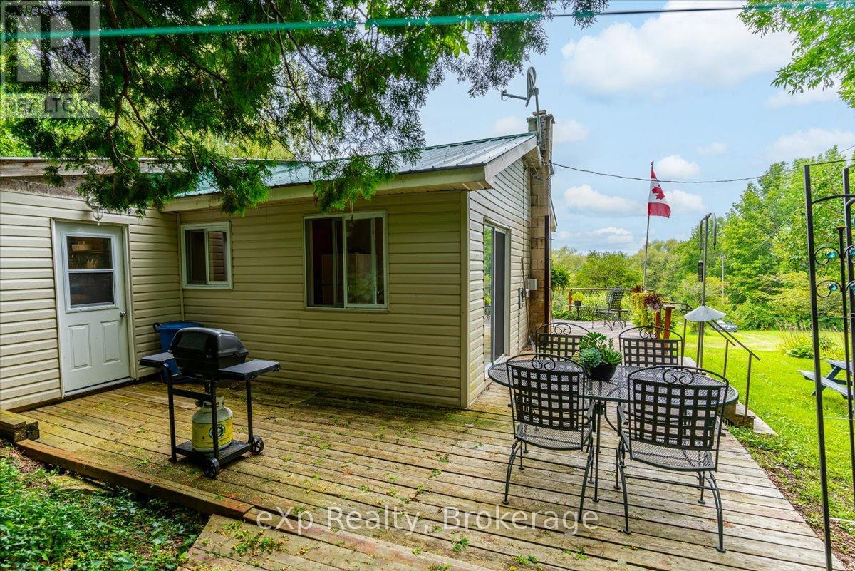 126 Old Mill Road, Georgian Bluffs, Ontario  N0H 2T0 - Photo 33 - X12840680